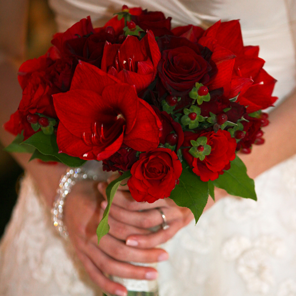2014年浪漫高贵的几款新娘手捧花欣赏