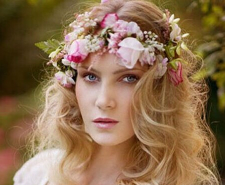 自然清新 四款用花朵打造的新娘发型